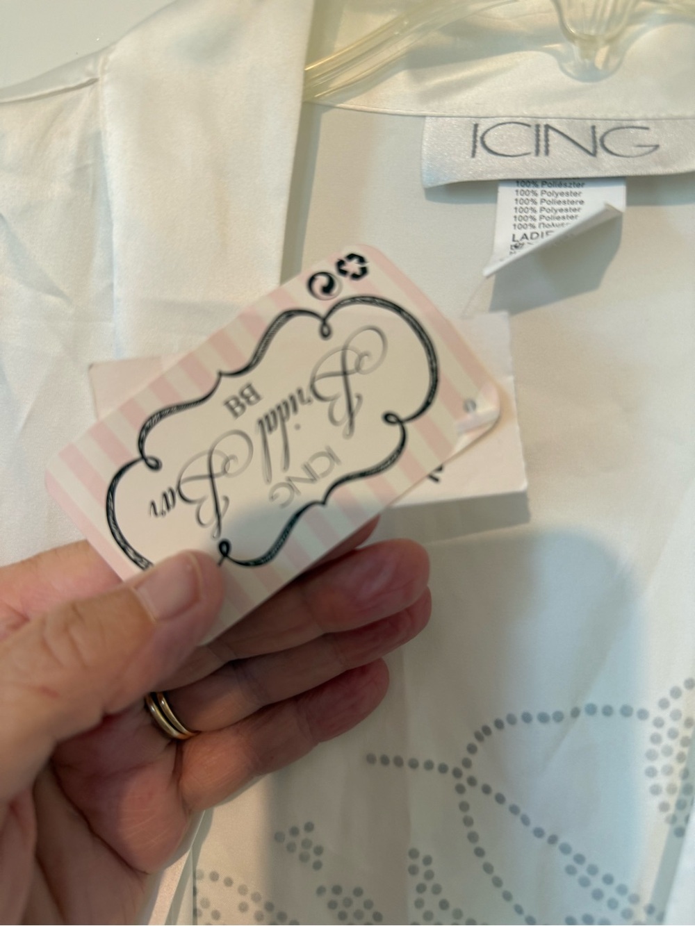 Icing White Satin 'Bride' Kimono Robe with Rhinestone Script - Picture 8 of 8